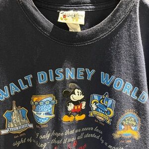 Vintage Walt Disney World Graphic & Embroidered Tee